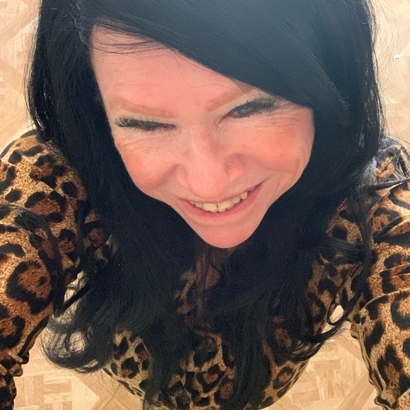 Meet your posher - Picture 9 of 16